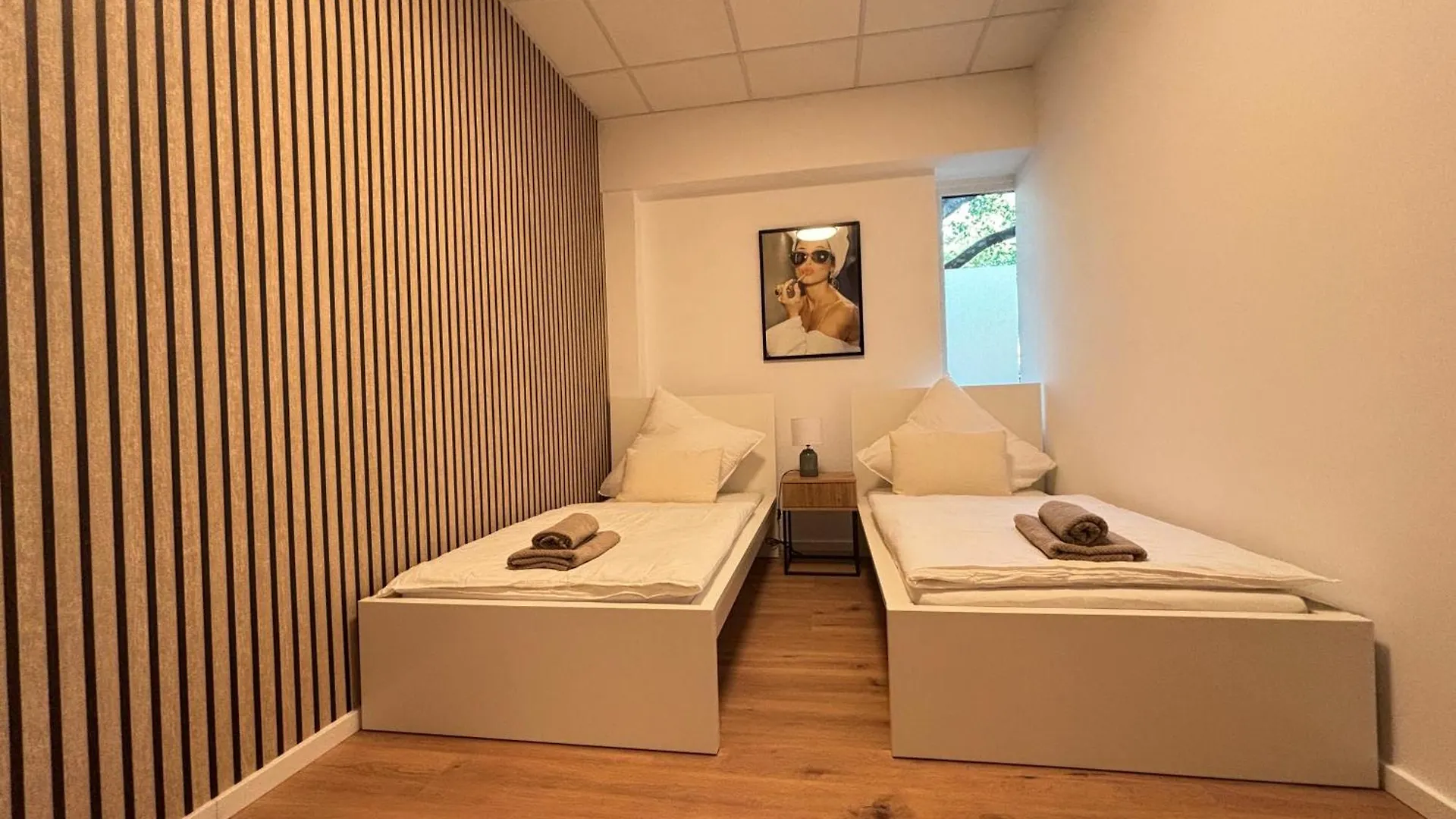 160Qm - 6 Zimmer - Parkplatz - Zentrum - Mallibase Apartments ハノーファー